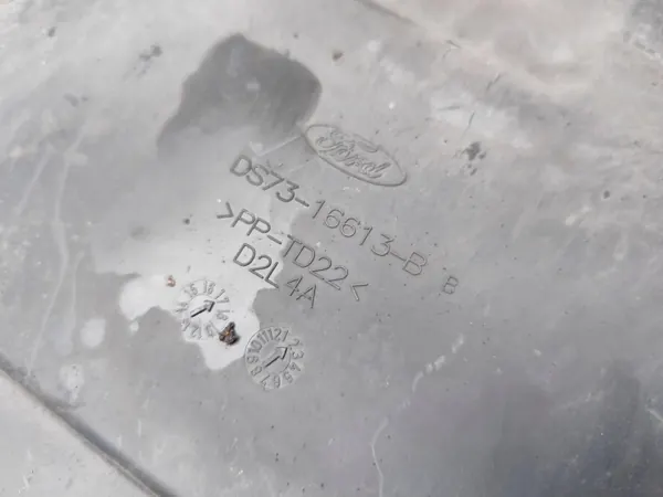 Jäähdyttimen säleikkö Ford Mondeo OEM DS73-16613-B 2017 image 7