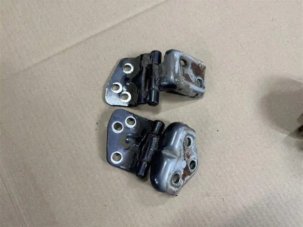 Conjunto de dobradiças do porta-malas Suzuki Jimny 2013R image 2