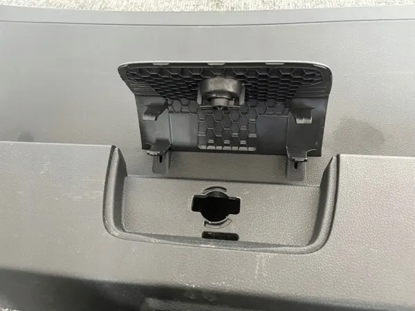 Cobertura de porta-malas VW Golf VII 7 OEM 5G9867605A image 7