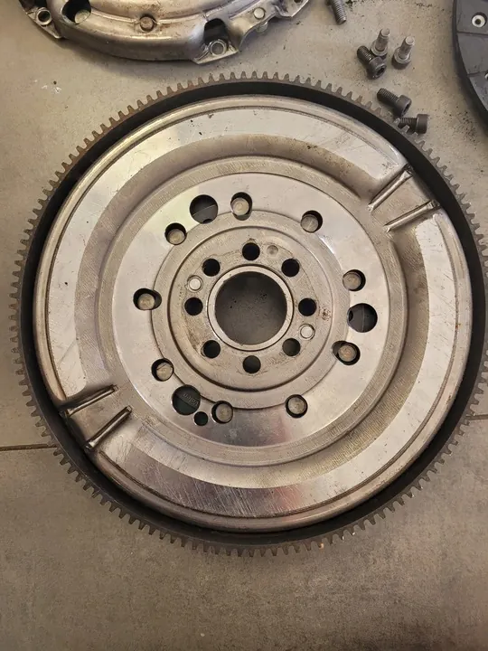 Conjunto de embreagem Valeo Diesel volante bimassa com rolamento image 4