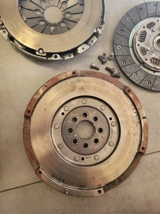 Conjunto de embreagem Valeo Diesel volante bimassa com rolamento image 6