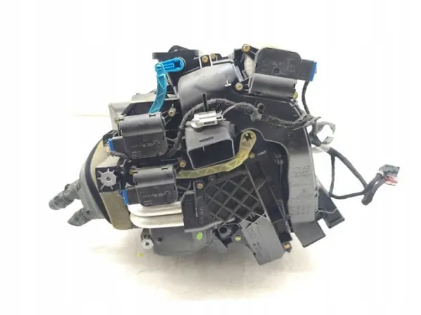 Lämmittimen Kotelo OEM 8P1820003B VW Audi Seat Skoda image 3