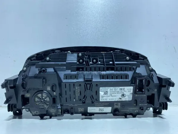 Compteur Virtuel Skoda Superb 2020 OEM 3V0920790E image 3