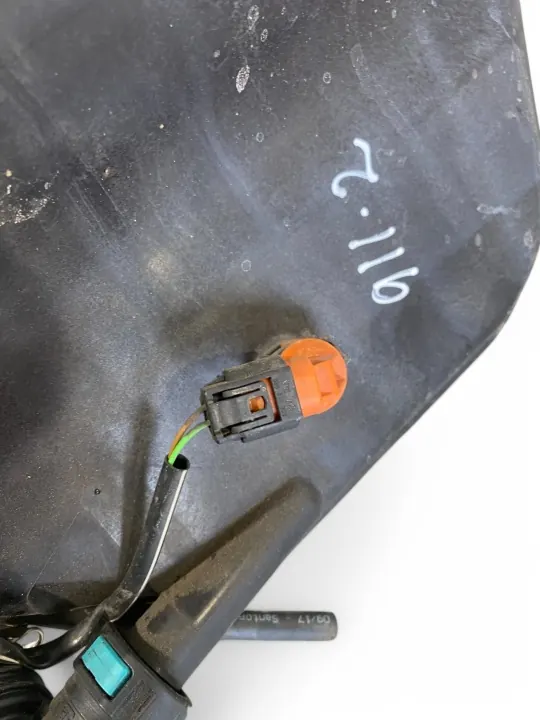 Réservoir de liquide de refroidissement Porsche 991106057 image 8