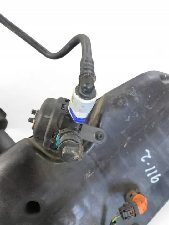 Réservoir de liquide de refroidissement Porsche 991106057 image 9