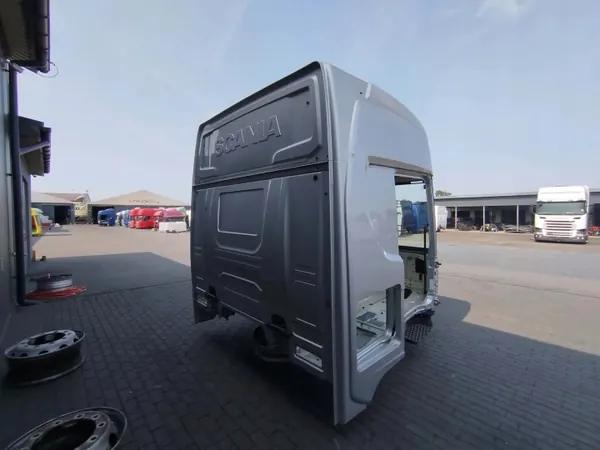 Cabina nua Scania R NTG OEM CR20 - Usado image 5