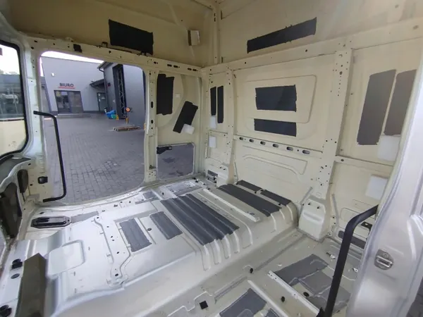 Cabina nua Scania R NTG OEM CR20 - Usado image 8