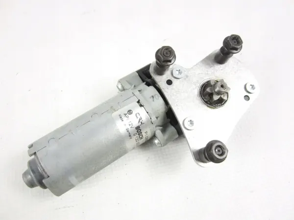Framsätesmotor höger OEM 0130002646 Mercedes CL image 2