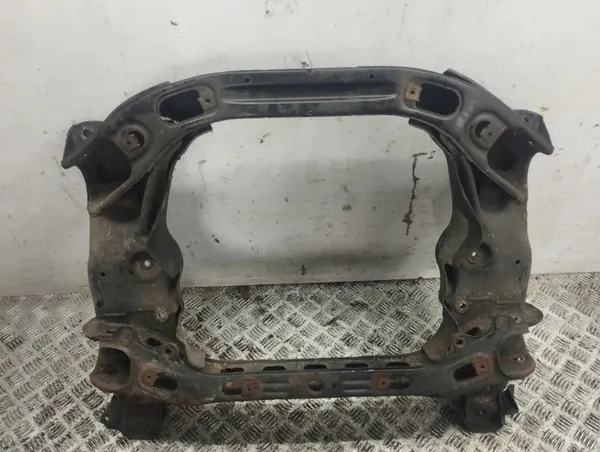 Mercedes-Benz Voorste hulpframe OEM AMD141811 image 2