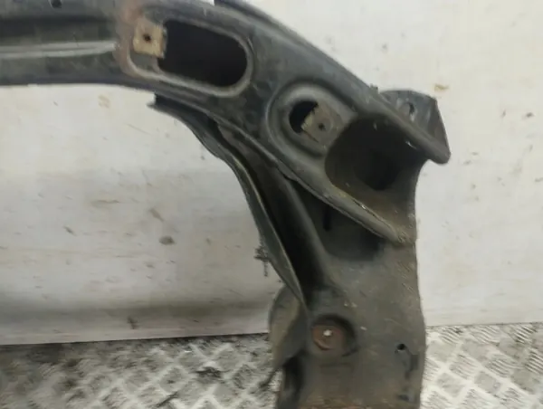 Mercedes-Benz Voorste hulpframe OEM AMD141811 image 4