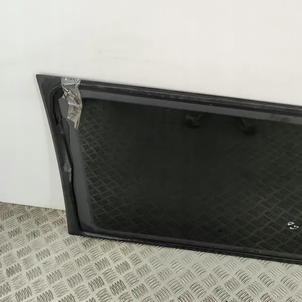 Begagnat höger bakruta OEM A4476733305 Mercedes-Benz image 3