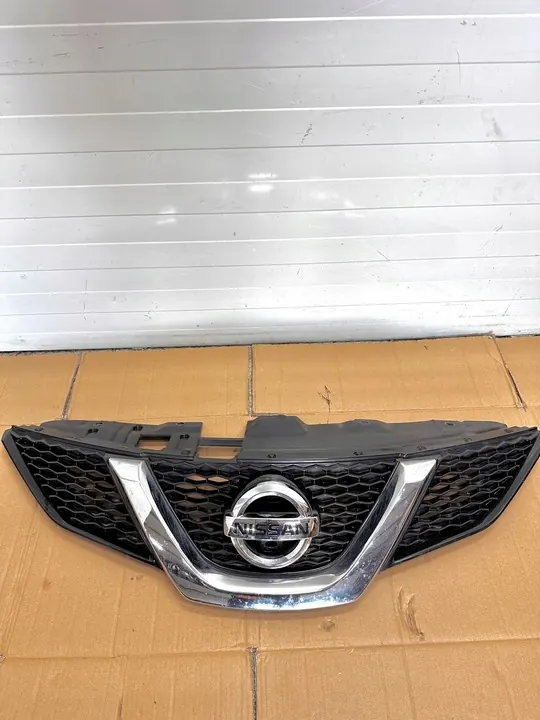 Nissan Qashqai II J11 13-17 Front Grill A0855479 image 2