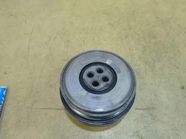 MERCEDES W204 LIFT 2.2 CDI Polia do virabrequim A6510351012 image 5