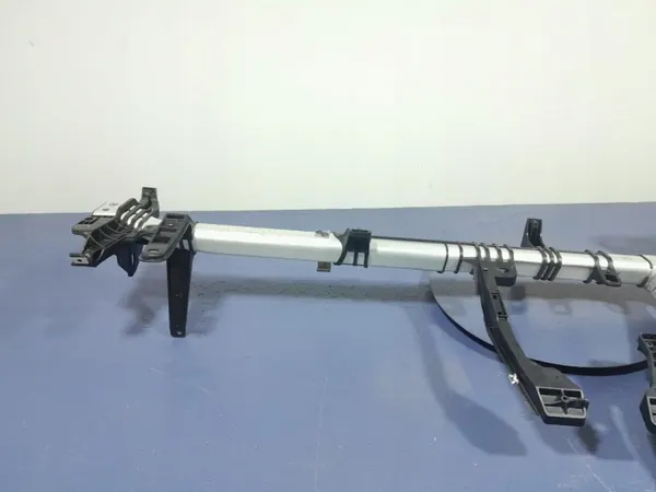 Mercedes GLA W156 Mittariston Kehys OEM A1766801055 image 7