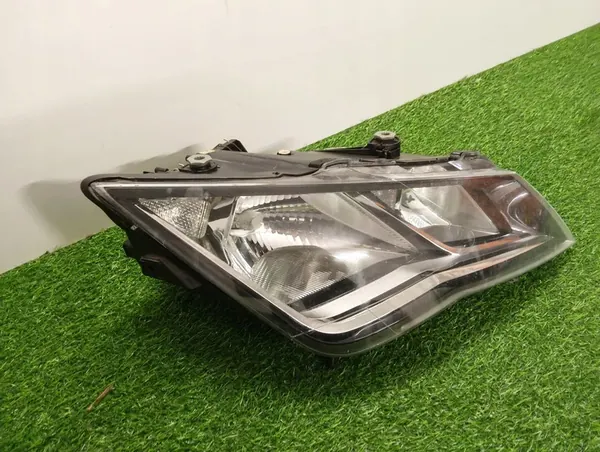 SEAT LEON III Farol Direito 5F1941006B image 2