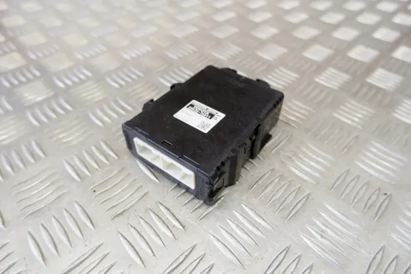 Módulo de controlo Toyota OEM 89535-76011 para Prius Plus image 2