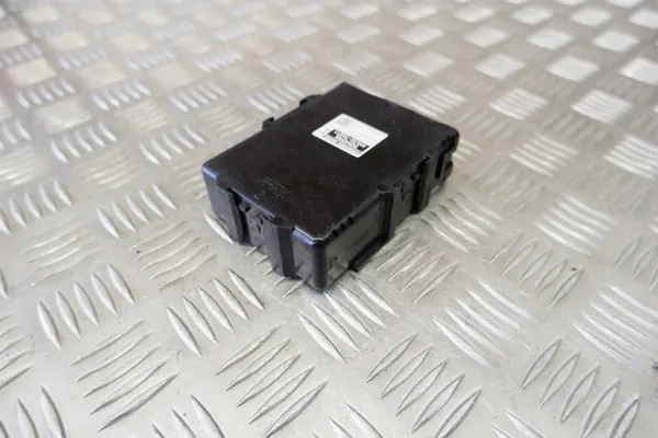 Módulo de controlo Toyota OEM 89535-76011 para Prius Plus image 3