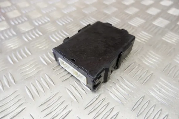 Módulo de controlo Toyota OEM 89535-76011 para Prius Plus image 7