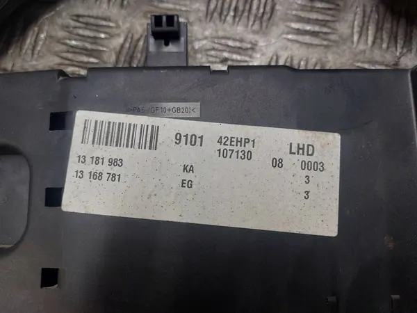 Combiné de contact + Boîte à fusibles Opel Vectra C image 6