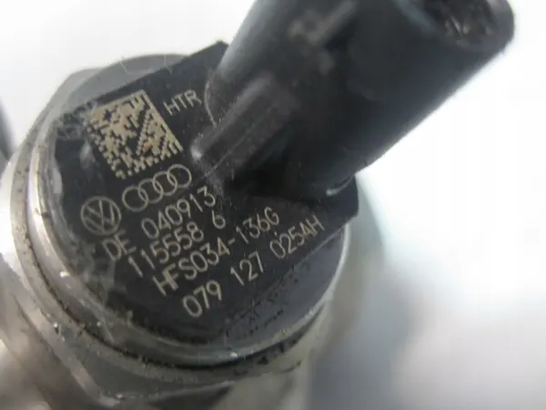 Polttoainepumppu Audi A6 A7 4.0 TFSI 079127025AH image 3