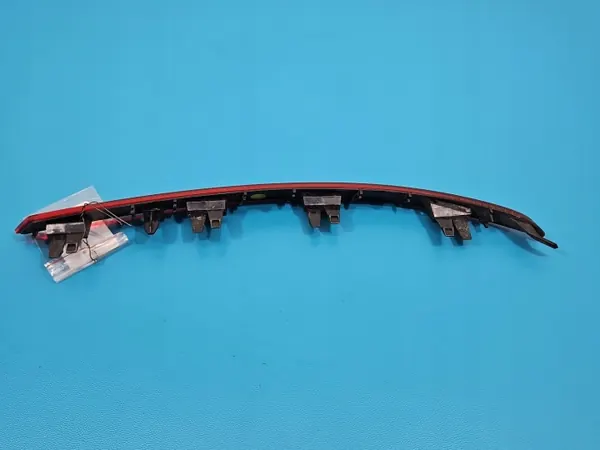 Réflecteur de pare-chocs Skoda OE OEM 5E7945106A Arrière droit image 3