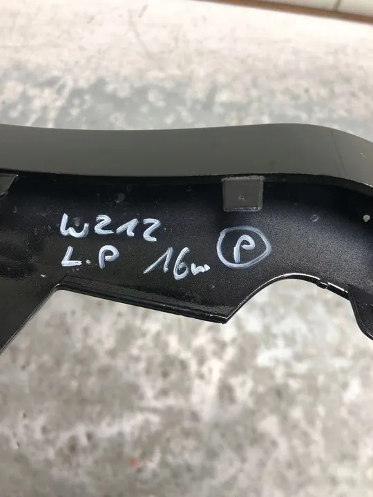 Fram vänster stötfångartrim Mercedes W212 A2128852774 image 8