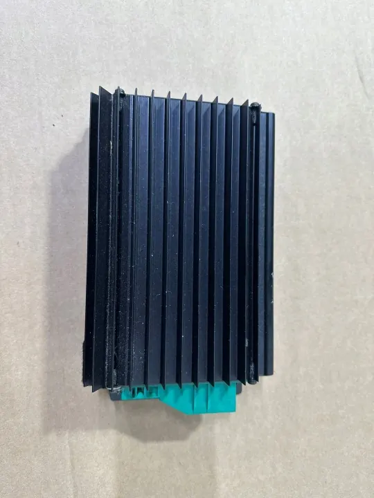 BOSE versterkermodule OEM A2308200189 voor Mercedes SL R230 image 2