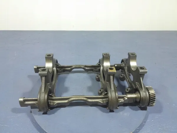 Árboles de equilibrado Mercedes OEM A6510110700 - Usado image 3