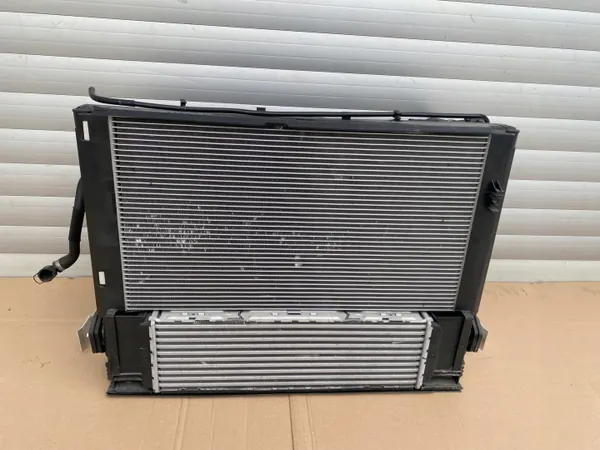 BMW F30 F31 F32 F36 Waterradiator Ventilator Compleet image 2
