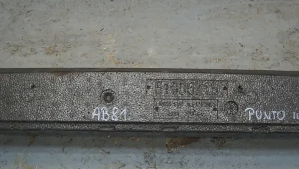 Etupuskuri Imu Fiat Grande Punto Evo image 4