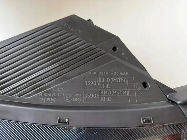 LÁMPARA DELANTERA IZQUIERDA DERECHA HYUNDAI I20 III 92101-Q0050 image 10