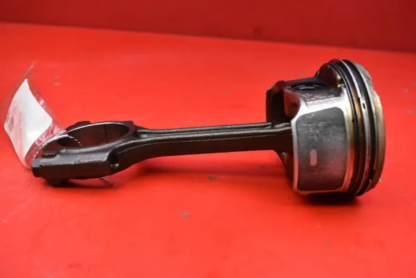 Kolv Vevstake OEM 5RB för Dacia Dokker 1.6 image 3