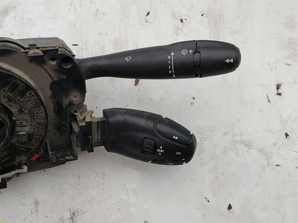 Stuurkolomschakelaar Peugeot Partner II OE 98062257XT image 3