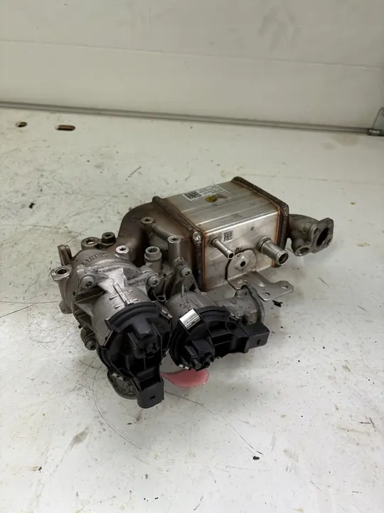 EGR Venttiili Pakokaasun Jäähdytin MAN TGE VW Crafter II image 4