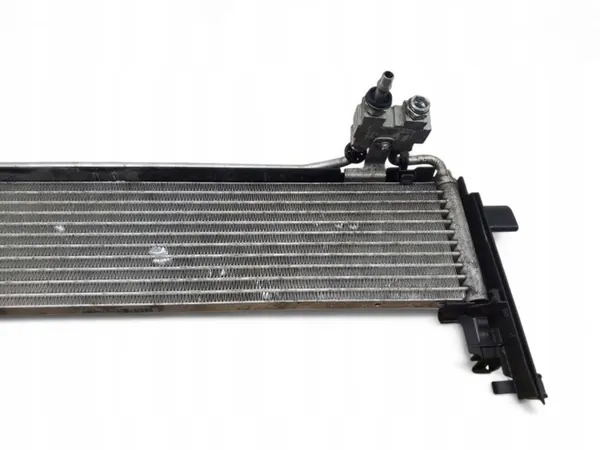Enfriador de aceite Mercedes-Benz CLS OEM A0995000654 image 6