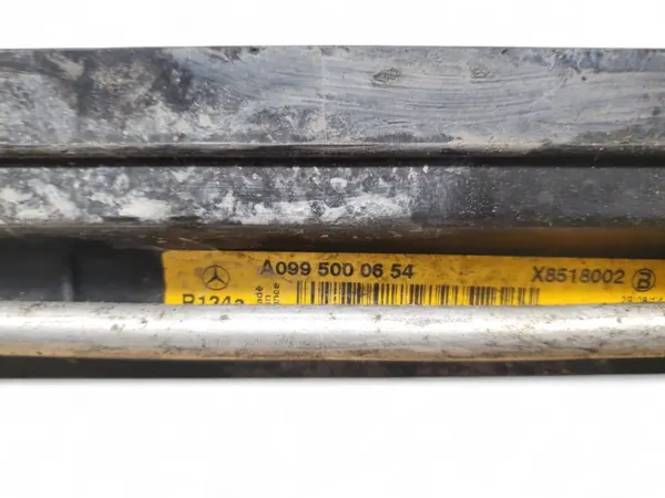 Enfriador de aceite Mercedes-Benz CLS OEM A0995000654 image 8