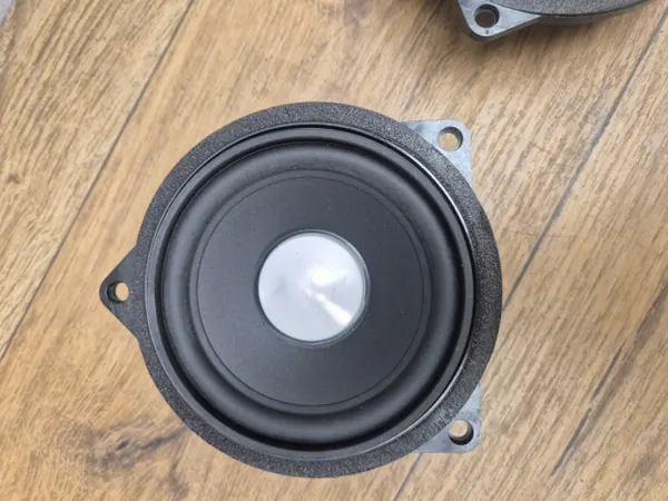 BMW OEM 9169693 keskitaajuuskaiutin F10/F11/F12/F13 image 3