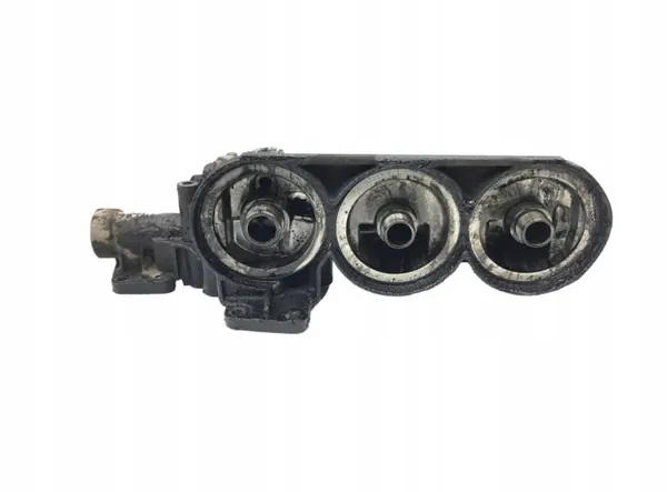Oliefilterbeugel OEM 20730368 voor Renault Trucks image 3