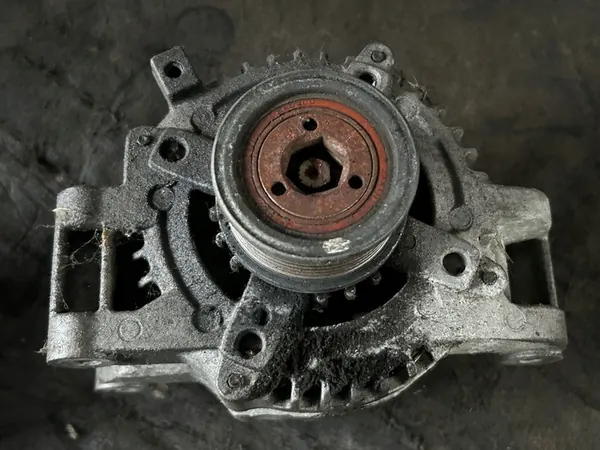 Vaihtovirtageneraattori Toyota OE 27060 0G011 image 3