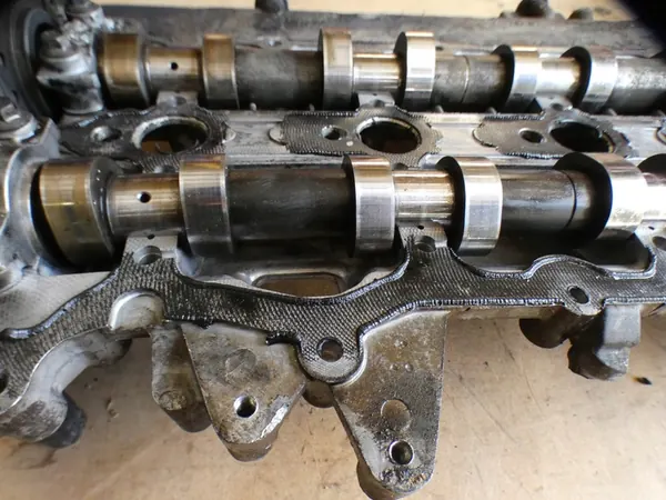 Cabeza de motor Renault 110422750R image 8