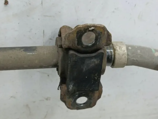 Toyota C-HR Taka-akselin stabilointitanko OEM AMD113232 image 5