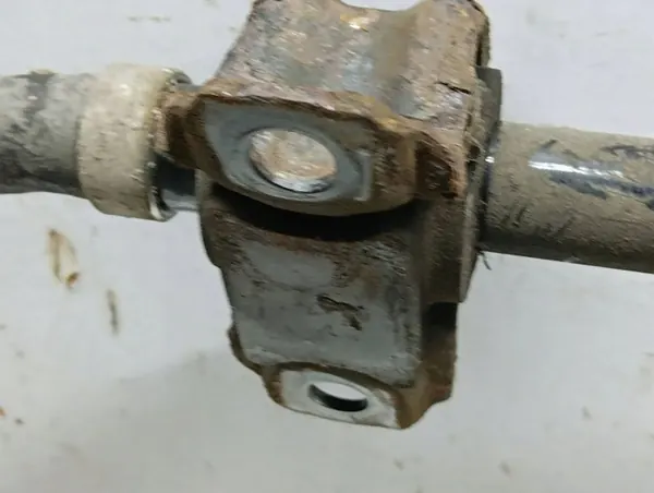 Toyota C-HR Taka-akselin stabilointitanko OEM AMD113232 image 6