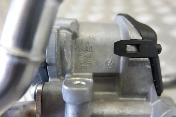 Gebrauchtes EGR-Ventil OEM 04L131501 für VW Golf VII 1.6L image 7