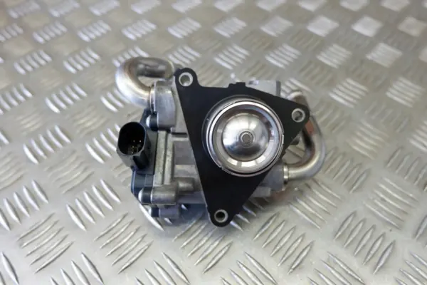 Gebrauchtes EGR-Ventil OEM 04L131501 für VW Golf VII 1.6L image 8