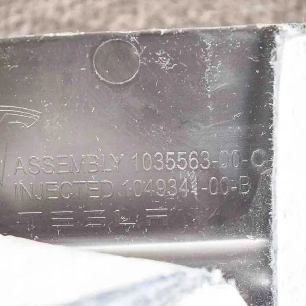 Tesla Model X Inredningsdelar 1035563-00-C 1049341-00-B 1054822-00-A image 4