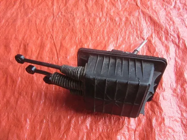 VOLKSWAGEN AMAROK 2.0D Seletor de Marchas 2H1.711.049C image 2