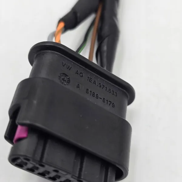 Conector de tomada VW AG 1EA971633 com fios - Usado image 3