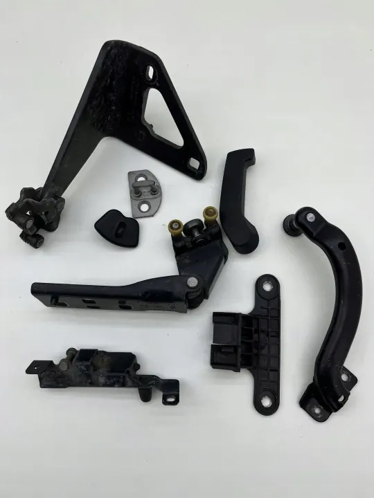 Renault OE 777650730R schuifdeurgeleiderrol image 3