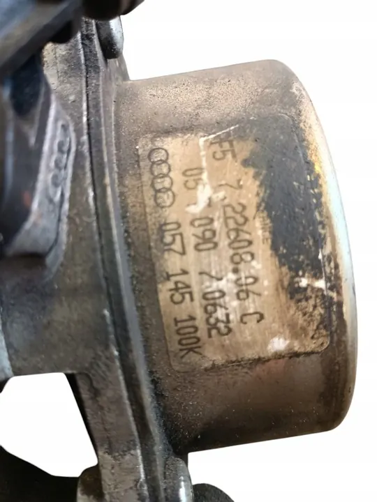 Imupumppu Audi A4 B6 B7 A6 C5 2.5 TDI OEM 057145100K image 2