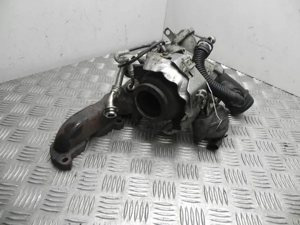 Turbo Audi A1 2012 04L253016K image 2